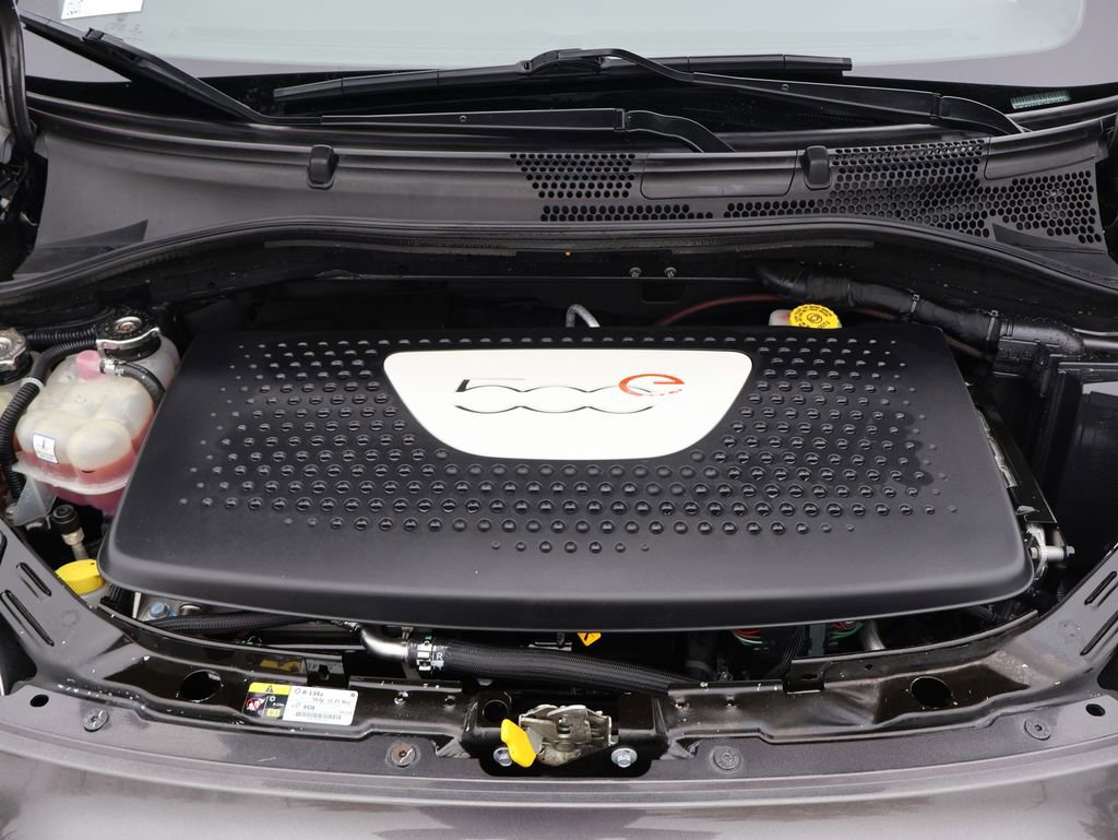 Used 2017 FIAT 500 e image 12