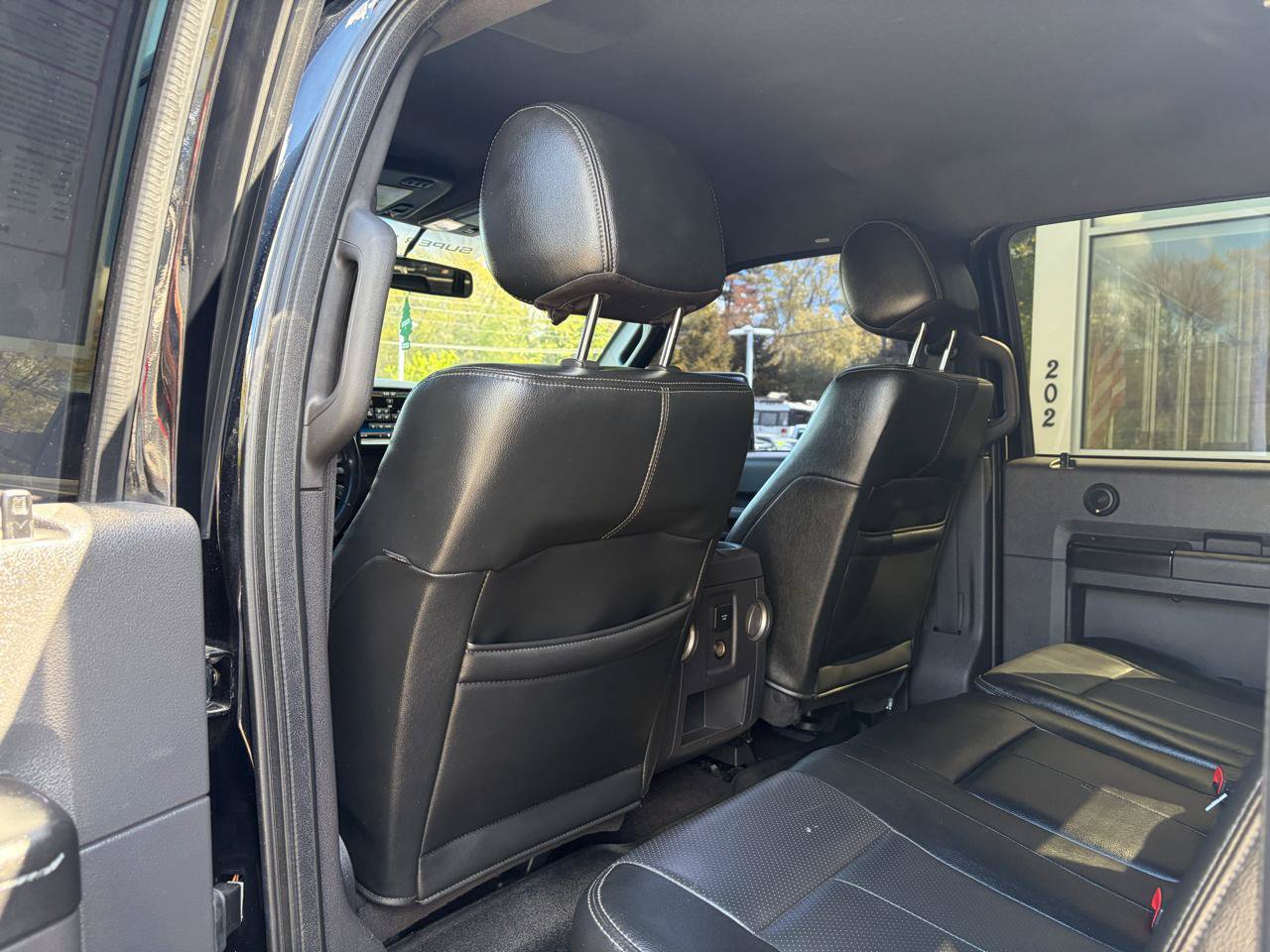 Used 2016 Ford F250 Lariat w/ Chrome Package AWD/4WD image 45