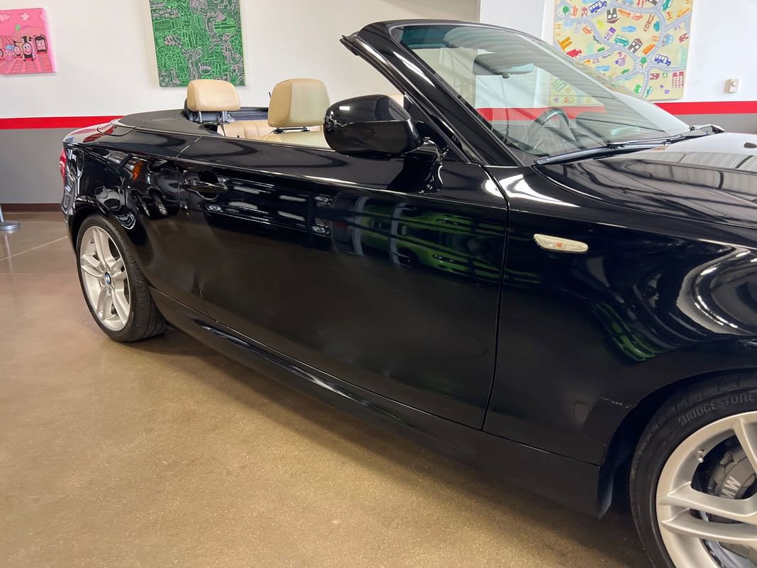 Used 2013 BMW 135i Convertible image 55