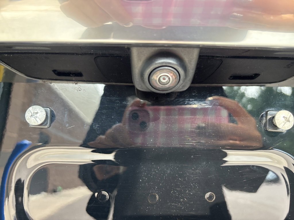 Used 2024 GMC Yukon XL Denali image 7