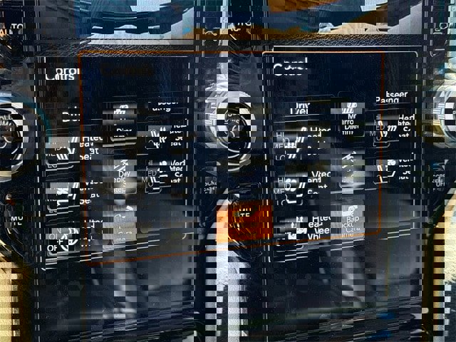 Used 2021 RAM 1500 Laramie w/ Laramie Southwest Edition image 23