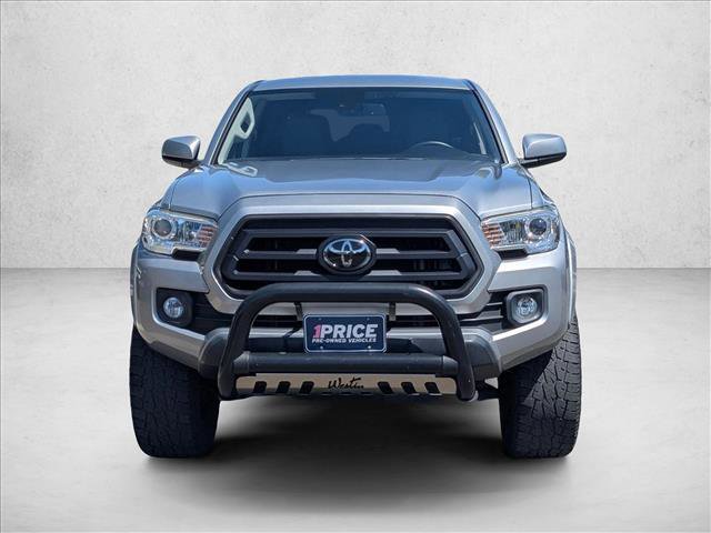Used 2020 Toyota Tacoma SR5 RWD image 2
