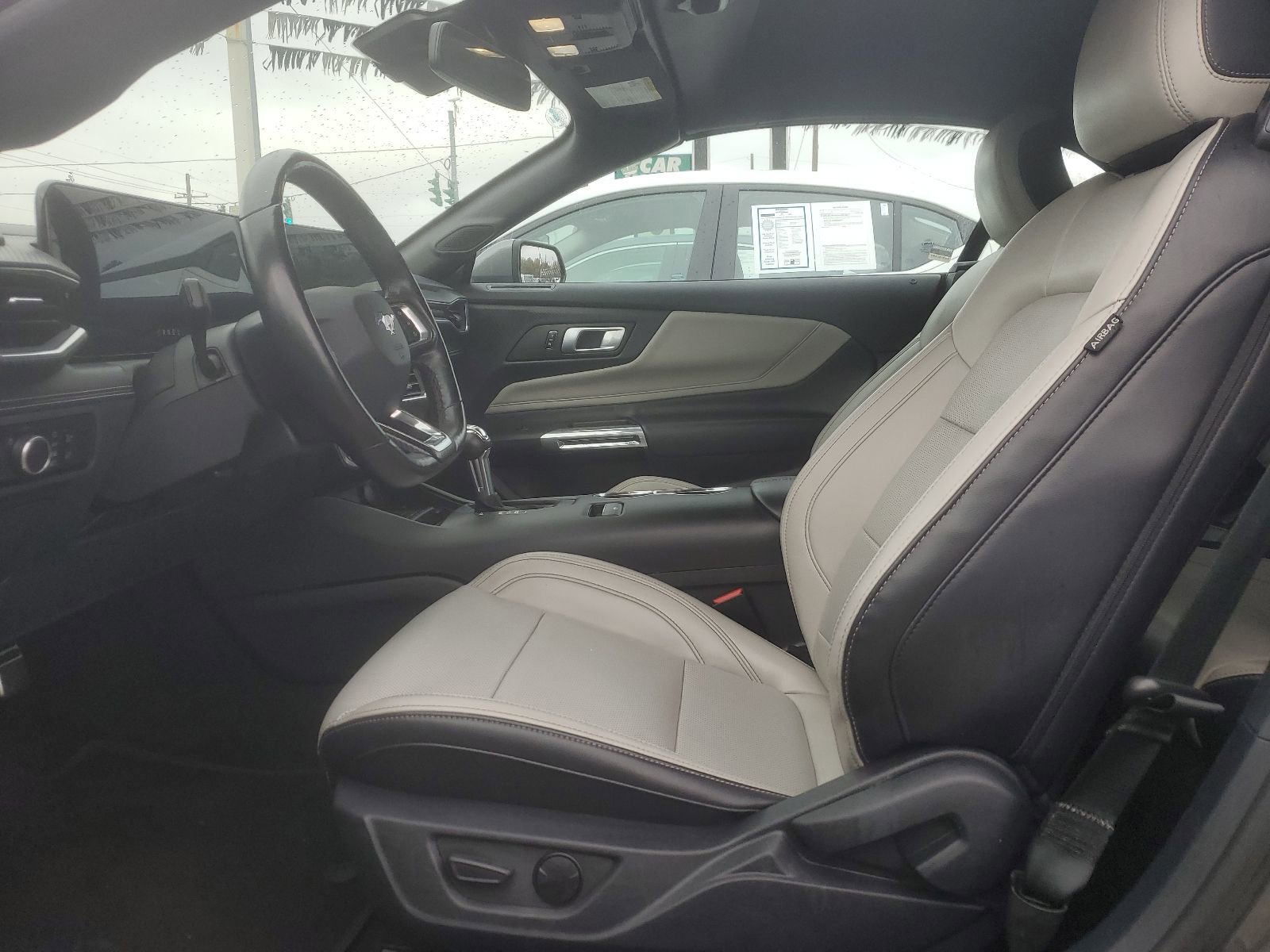 Used 2024 Ford Mustang Premium image 9