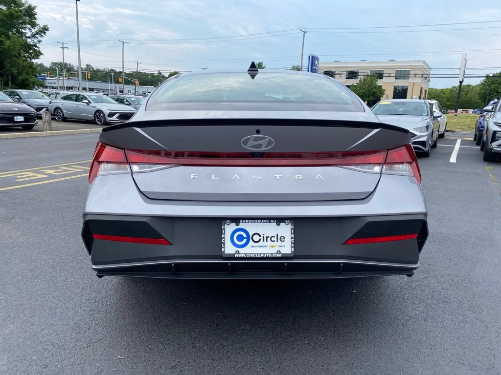 New 2026 Hyundai Elantra Sport FWD image 5
