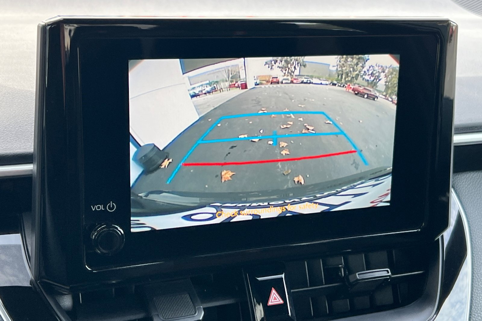 Certified 2025 Toyota Corolla SE image 18