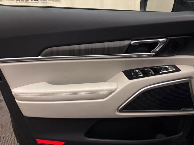 Used 2023 Kia Telluride EX image 12