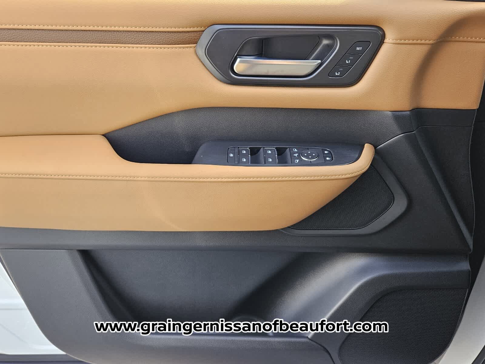 New 2026 Nissan Armada SL RWD image 15