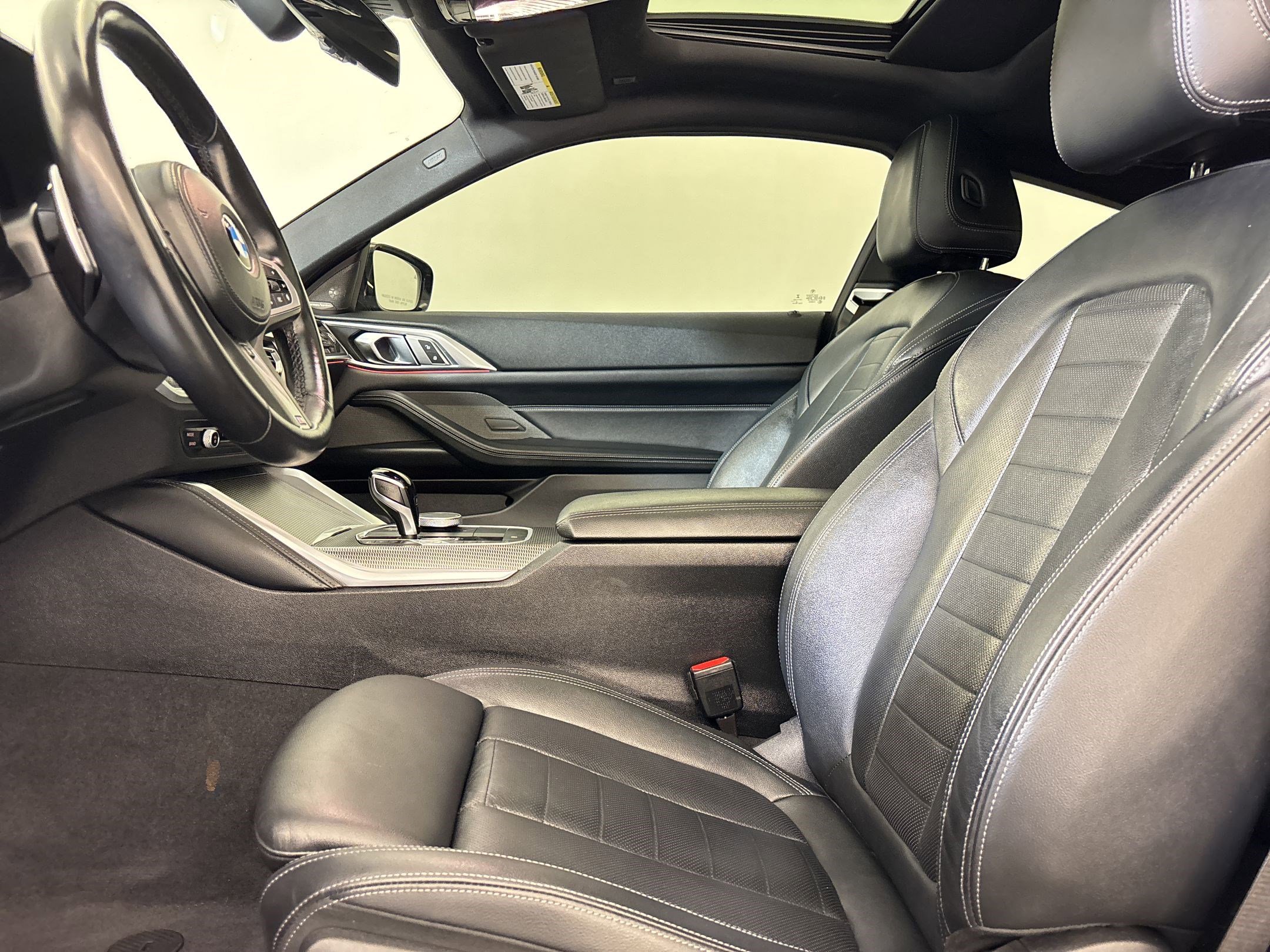 Used 2022 BMW M440i Coupe RWD image 5