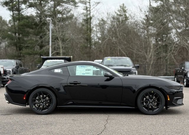 New 2026 Ford Mustang Coupe image 3