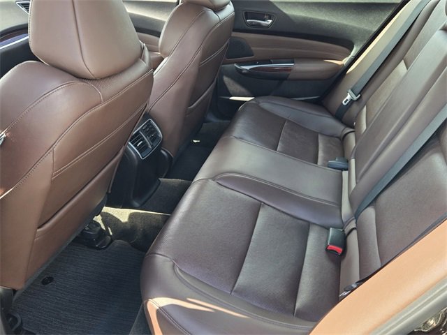 Used 2017 Acura TLX V6 SH-AWD w/ Technology Pkg image 11