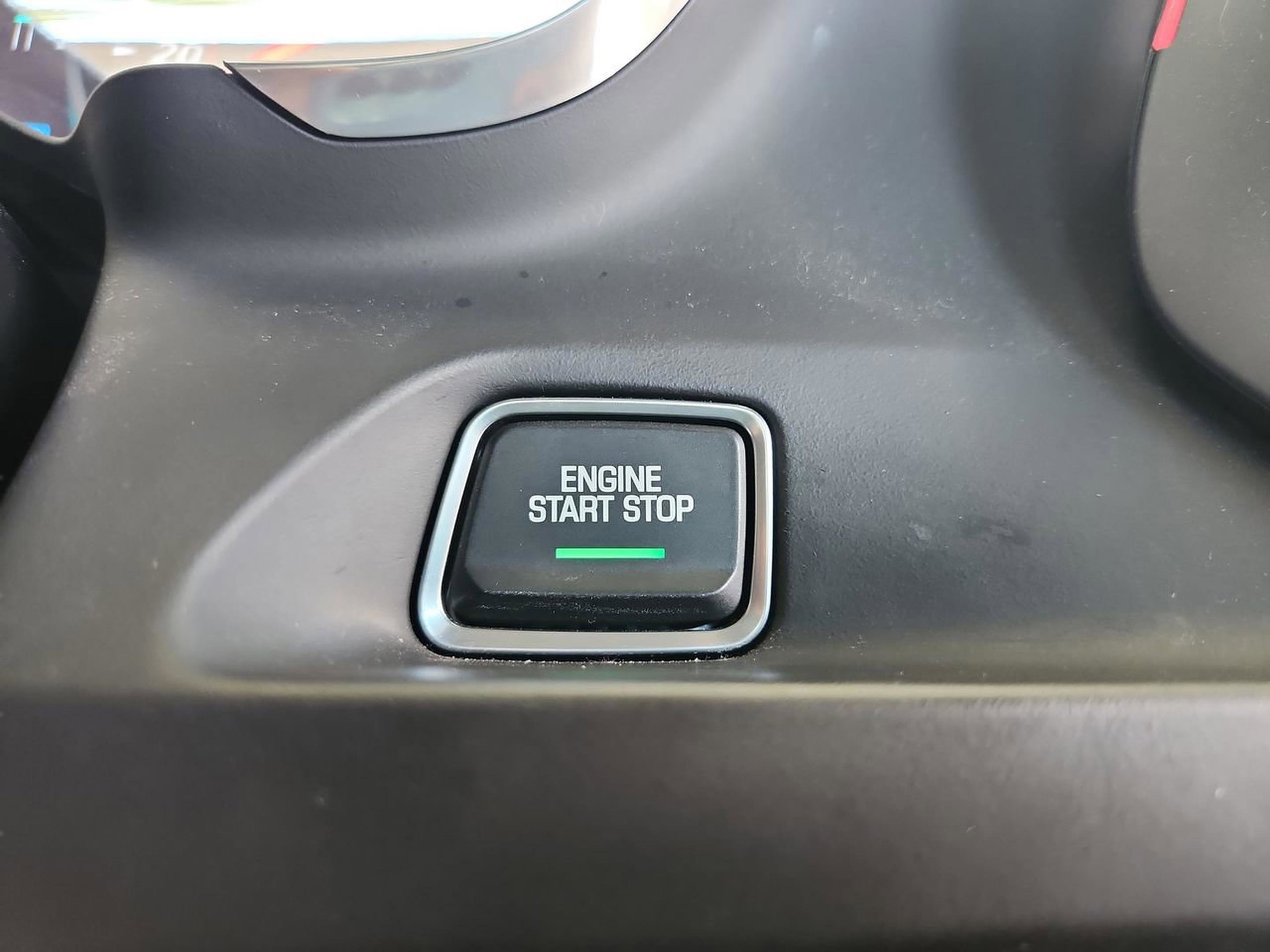 Used 2016 Chevrolet Camaro SS RWD image 25