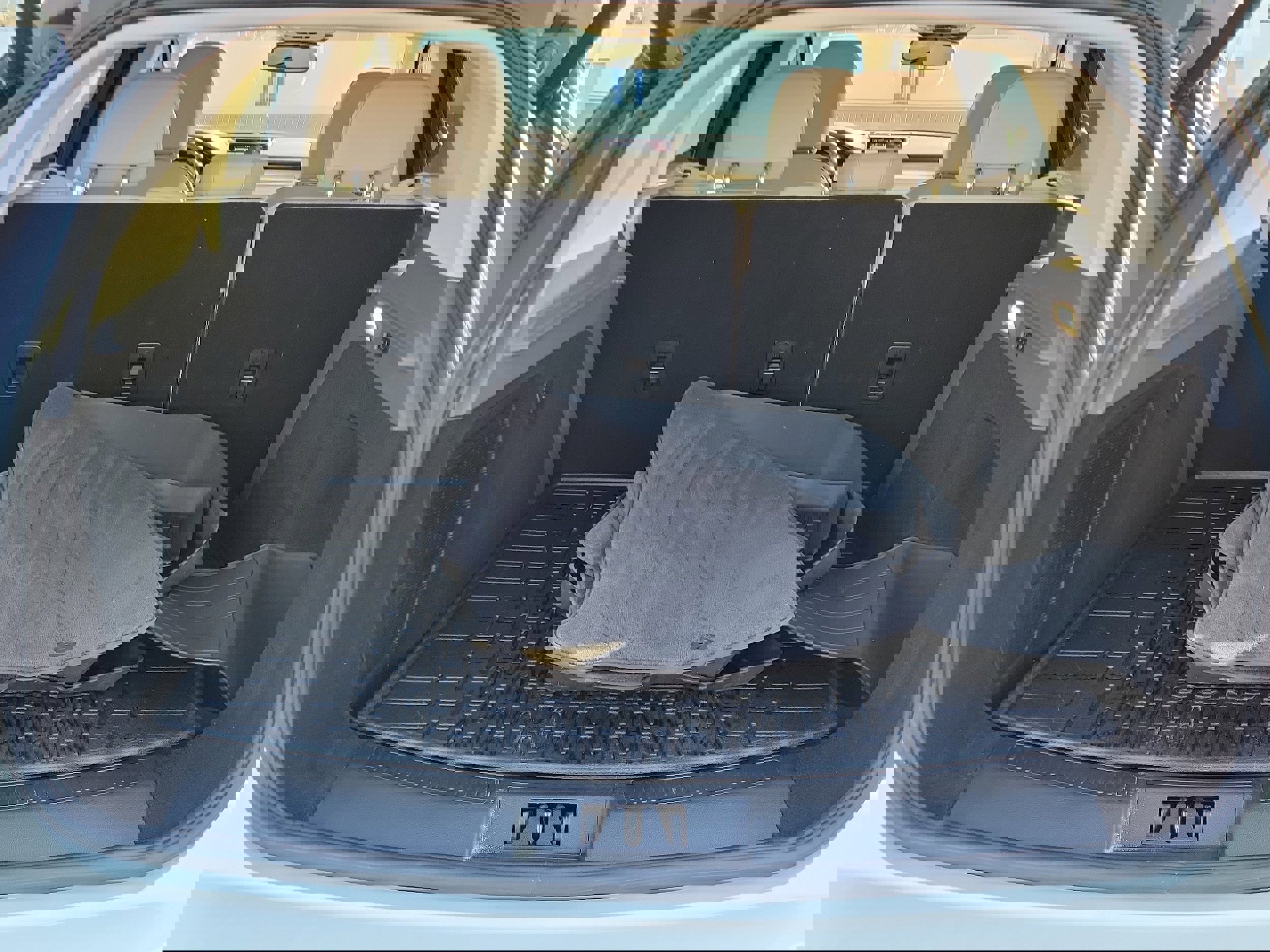 Used 2022 Lincoln Corsair AWD w/ Premium Package image 7