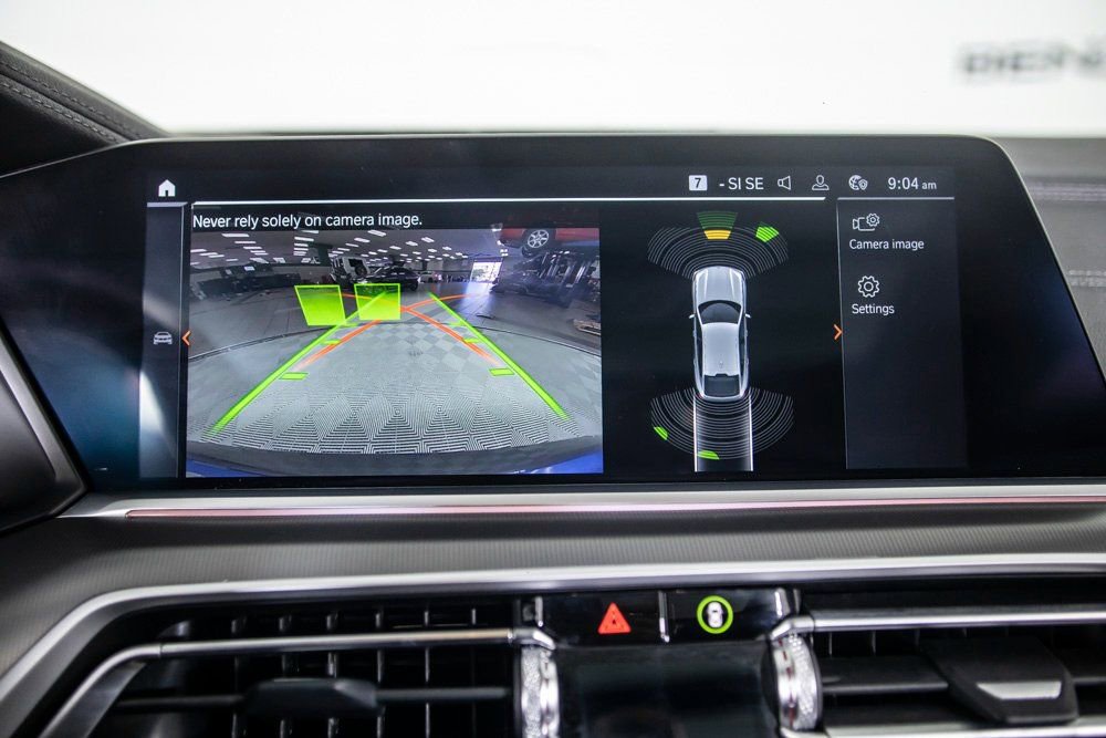 Used 2021 BMW X6 xDrive40i w/ M Sport Package image 28