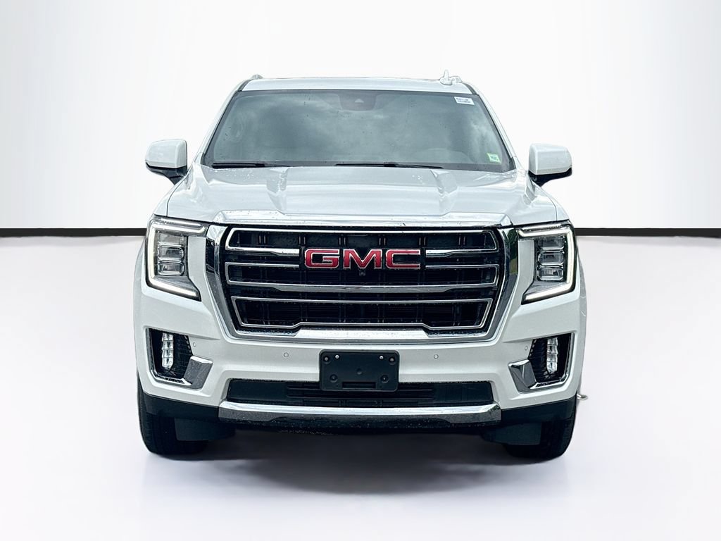 Used 2023 GMC Yukon SLT w/ SLT Premium Package AWD/4WD image 2