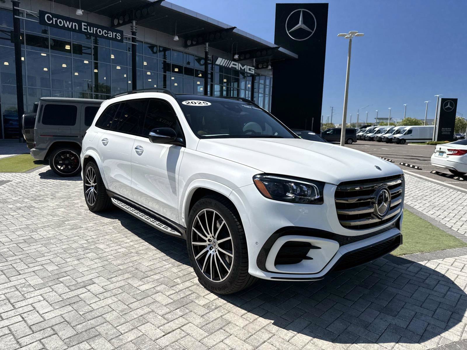 Used 2025 Mercedes-Benz GLS 450 4MATIC image 7