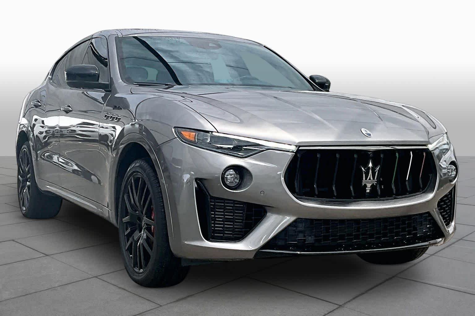 Used 2022 Maserati Levante Modena AWD/4WD image 3