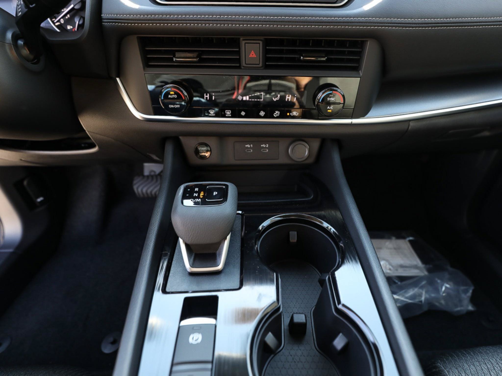 New 2027 Nissan Rogue SV AWD/4WD image 17