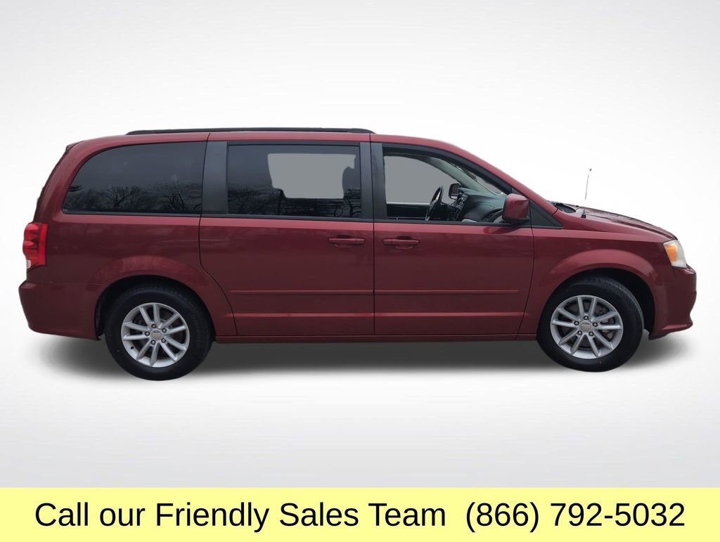 Used 2014 Dodge Grand Caravan SXT w/ Rear Park Assist Package image 7