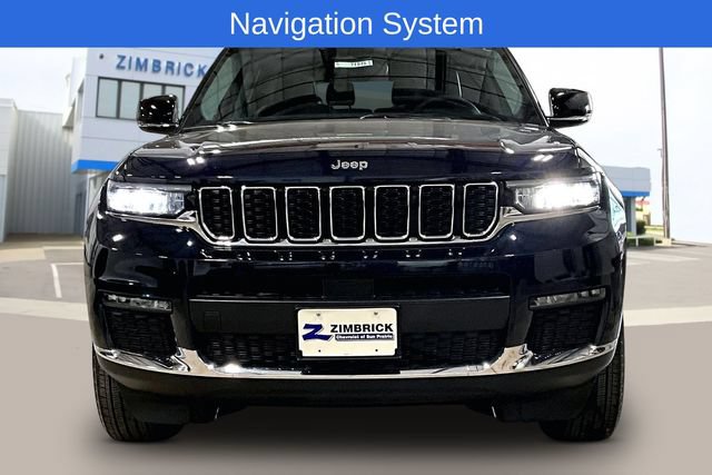 Used 2023 Jeep Grand Cherokee L Limited AWD/4WD image 2