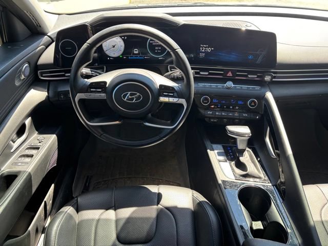 Used 2023 Hyundai Elantra Limited FWD image 20