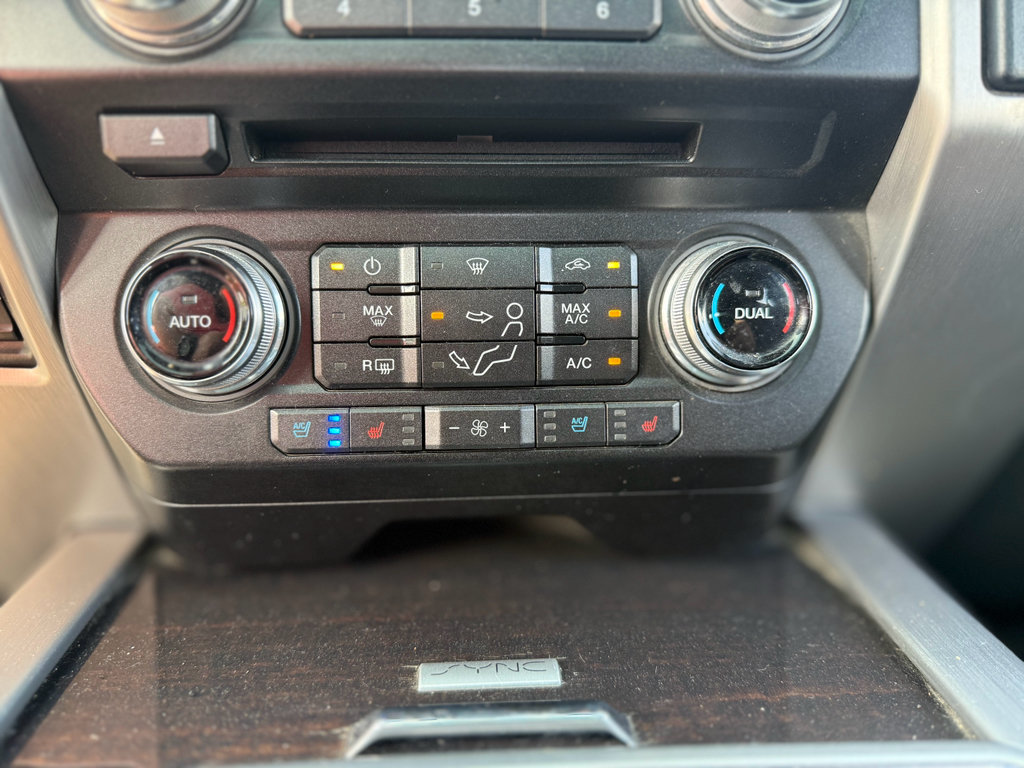 Used 2017 Ford F250 Platinum w/ Platinum Ultimate Package AWD/4WD image 36