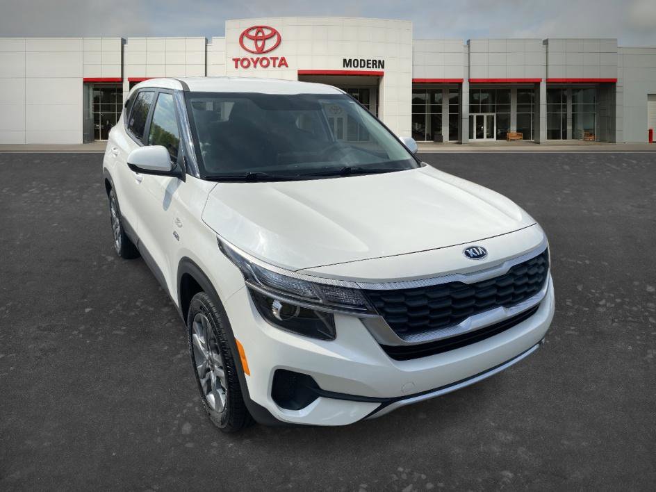 Used 2021 Kia Seltos LX image 3