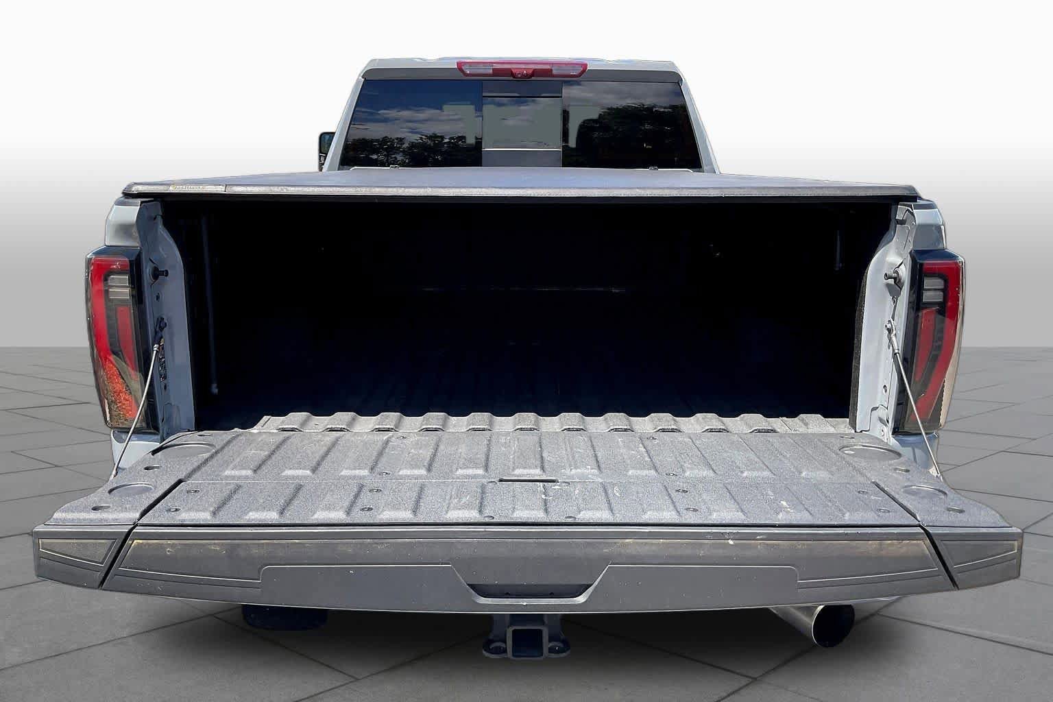 Used 2024 GMC Sierra 2500 AT4 w/ Technology Package AWD/4WD image 48