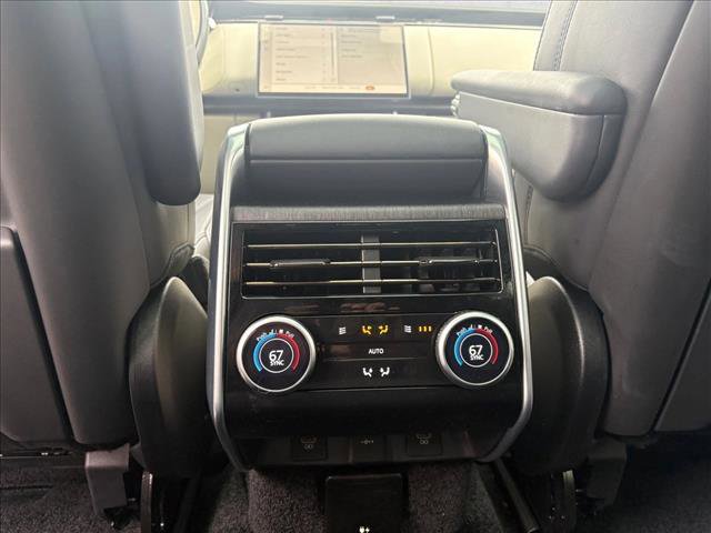 Used 2024 Land Rover Range Rover SE image 17