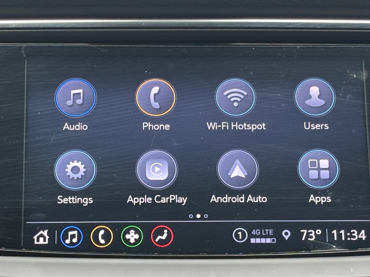 Used 2023 Buick Enclave Essence image 8