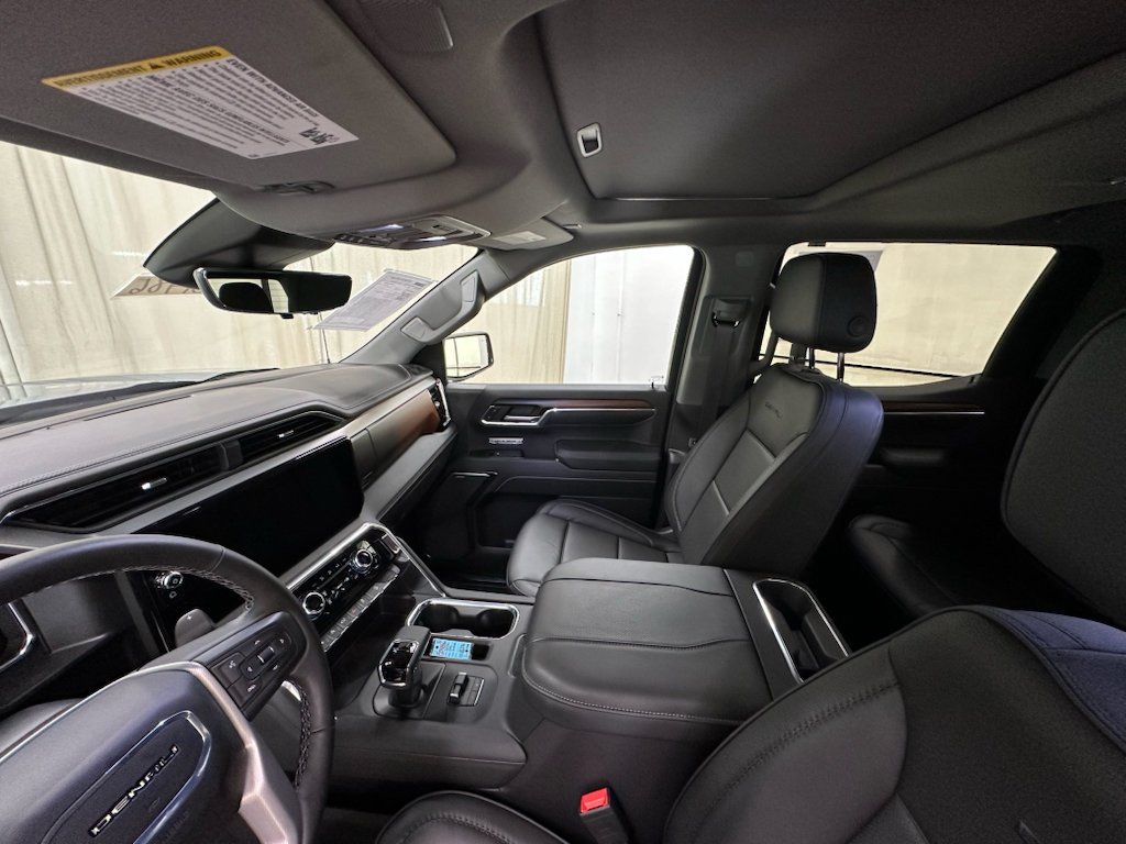 Used 2026 GMC Sierra 1500 Denali w/ Denali Reserve Package AWD/4WD image 32