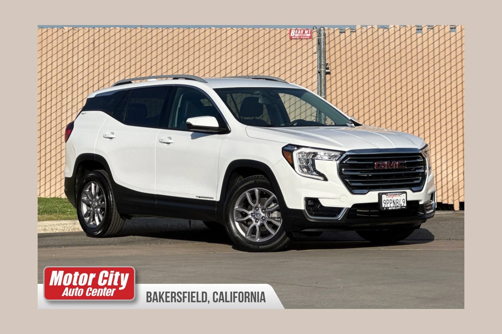Used 2024 GMC Terrain SLT