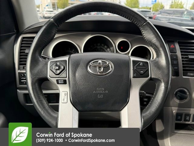 Used 2016 Toyota Sequoia SR5 AWD/4WD image 19