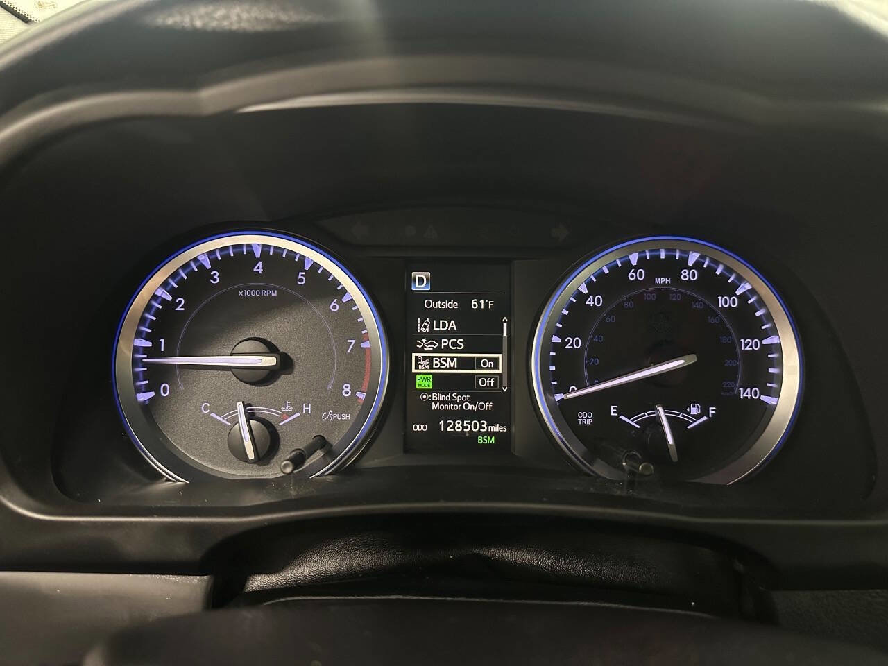 Used 2018 Toyota Highlander XLE image 27