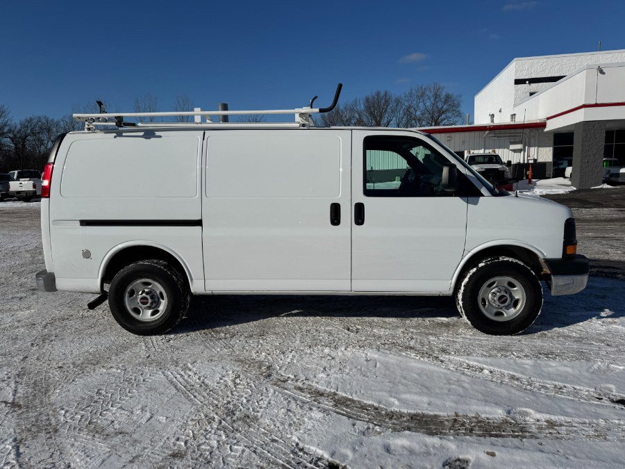 Used 2016 GMC Savana 3500 image 6