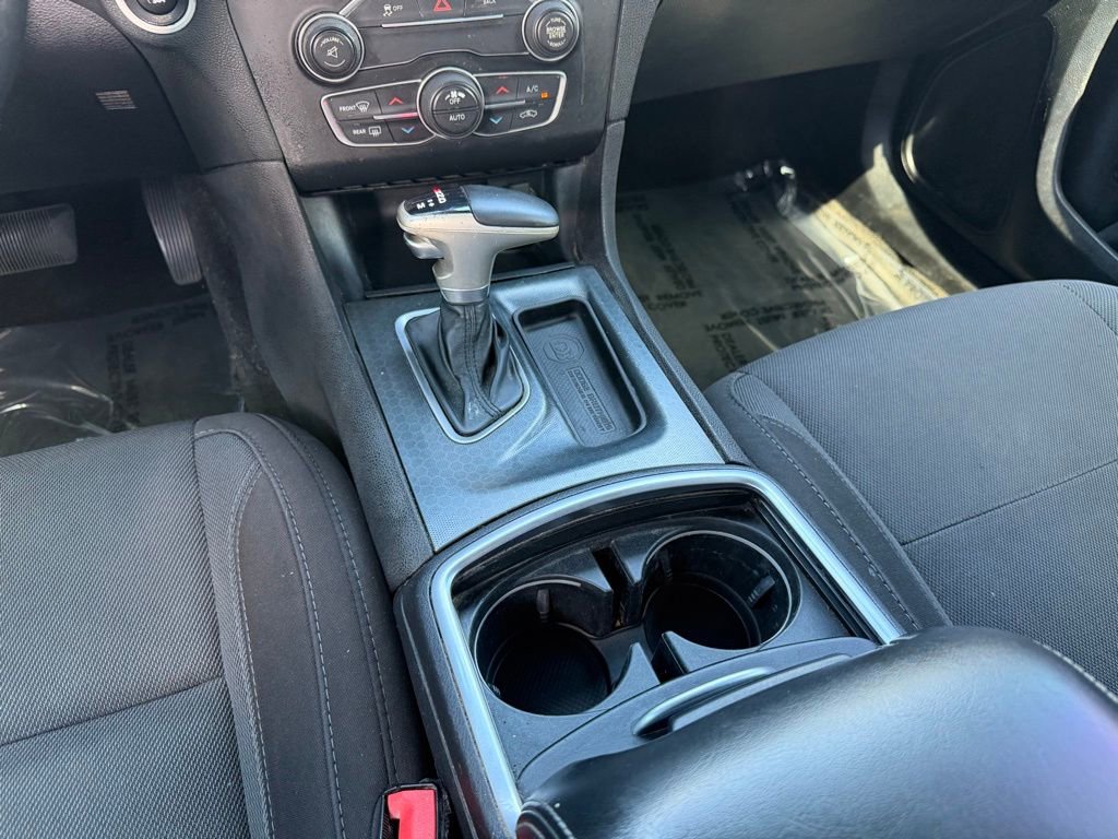 Used 2015 Dodge Charger SXT image 17