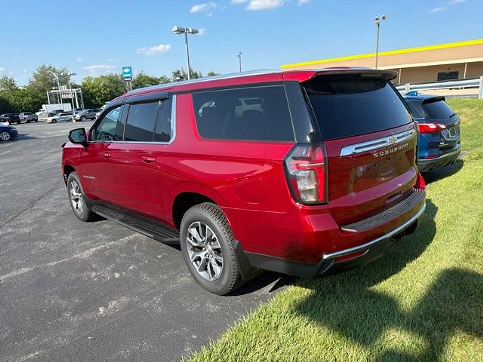 Certified 2024 Chevrolet Suburban LS w/ Max Trailering Package AWD/4WD image 6