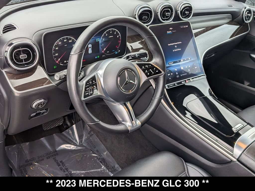 Certified 2023 Mercedes-Benz GLC 300 4MATIC image 2