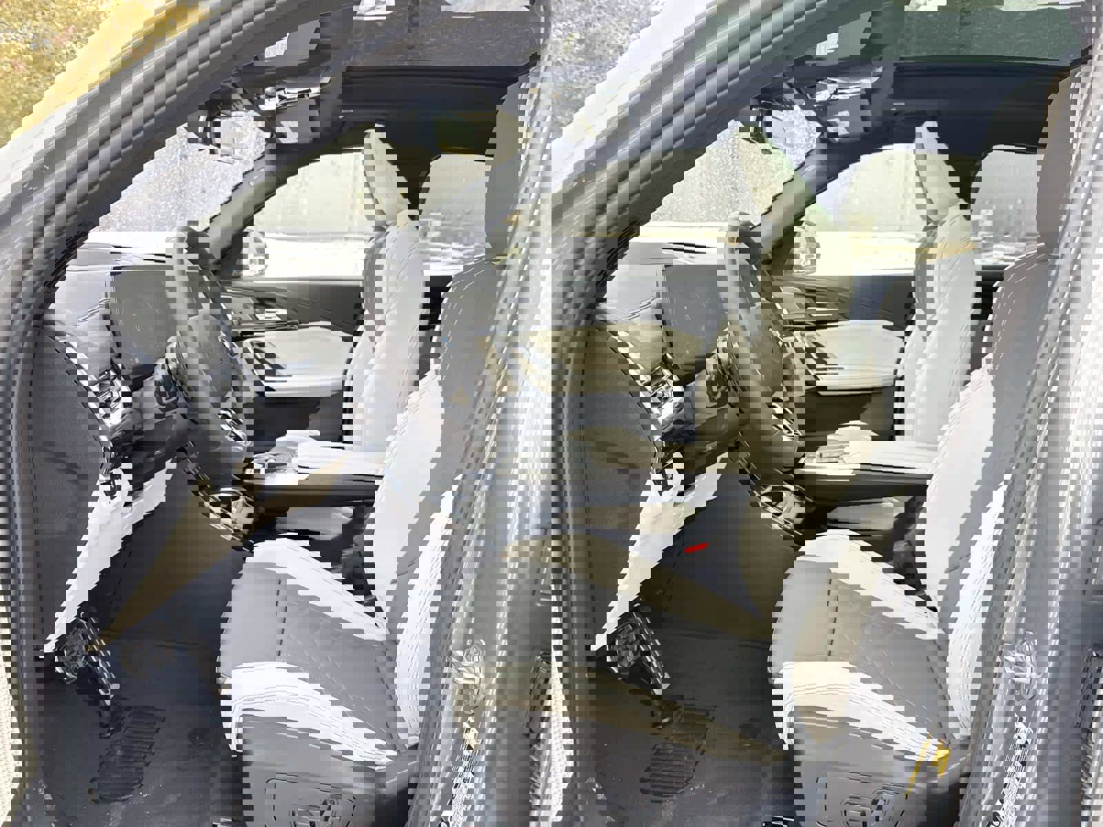 New 2026 BMW X2 xDrive28i w/ Technology Package image 14