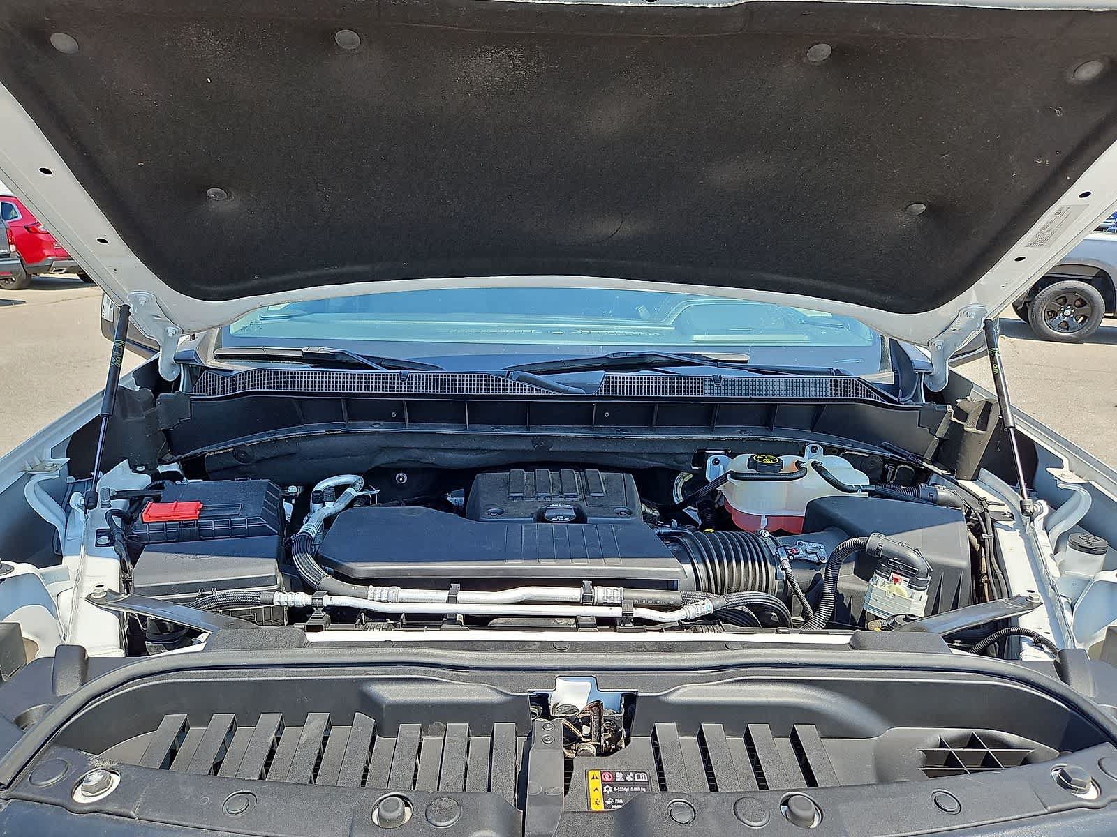 Used 2023 Chevrolet Silverado 1500 LT AWD/4WD image 35