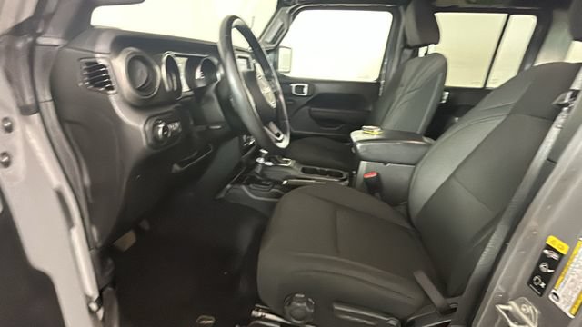 Used 2022 Jeep Wrangler Unlimited Sport AWD/4WD image 11
