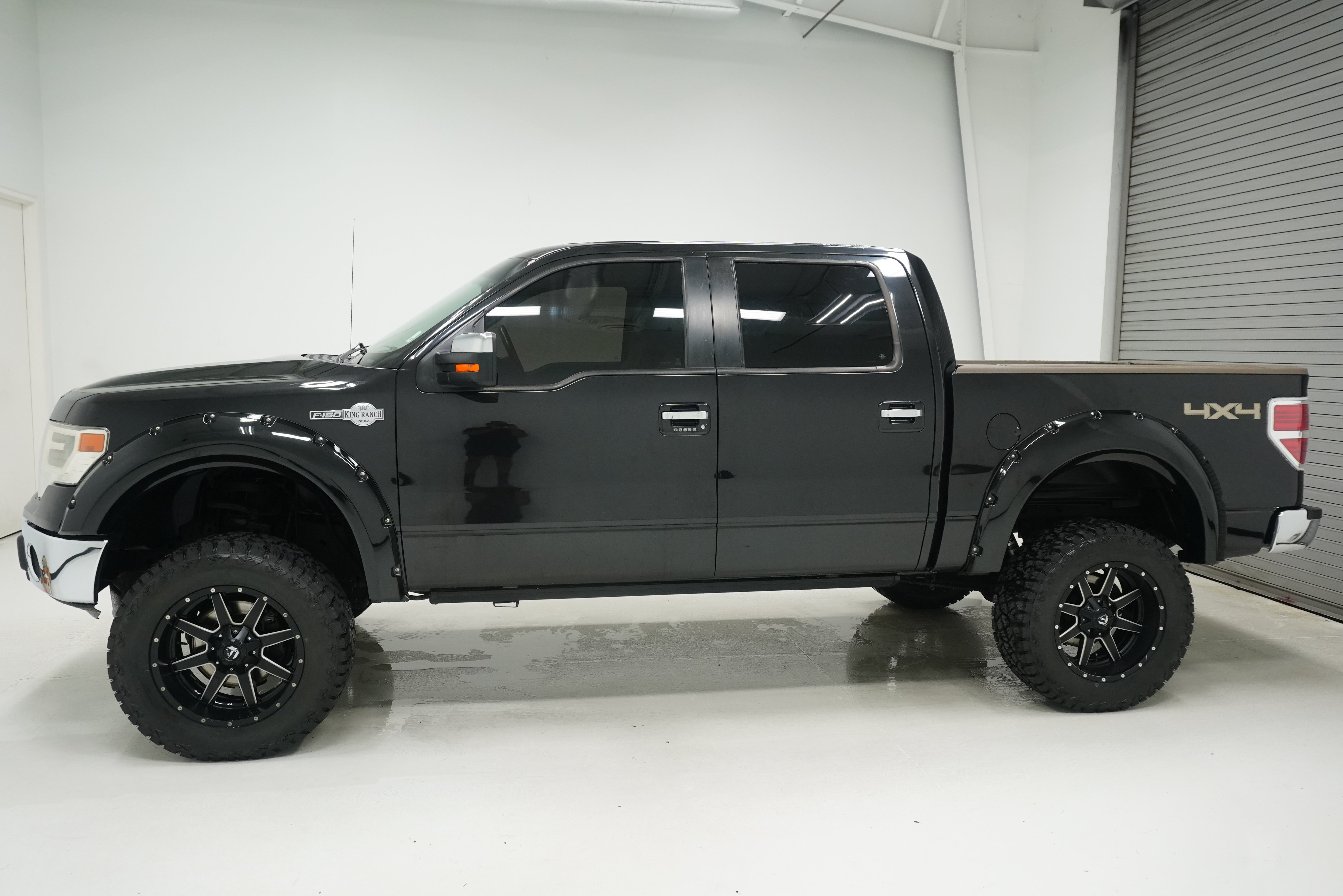 Used 2014 Ford F150 King Ranch w/ King Ranch Luxury Package AWD/4WD image 6