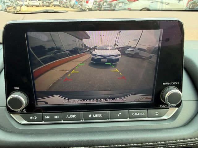 Used 2023 Nissan Rogue SV AWD/4WD image 25