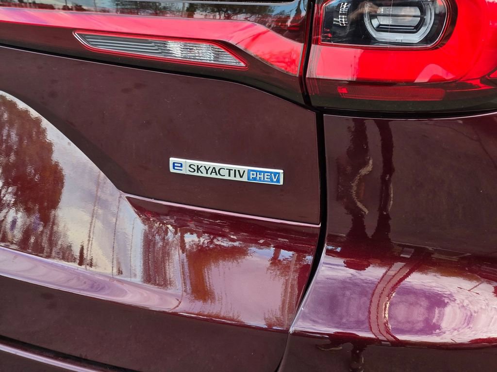 Certified 2025 MAZDA CX-90 Plug-In Hybrid w/Premium Sport image 9