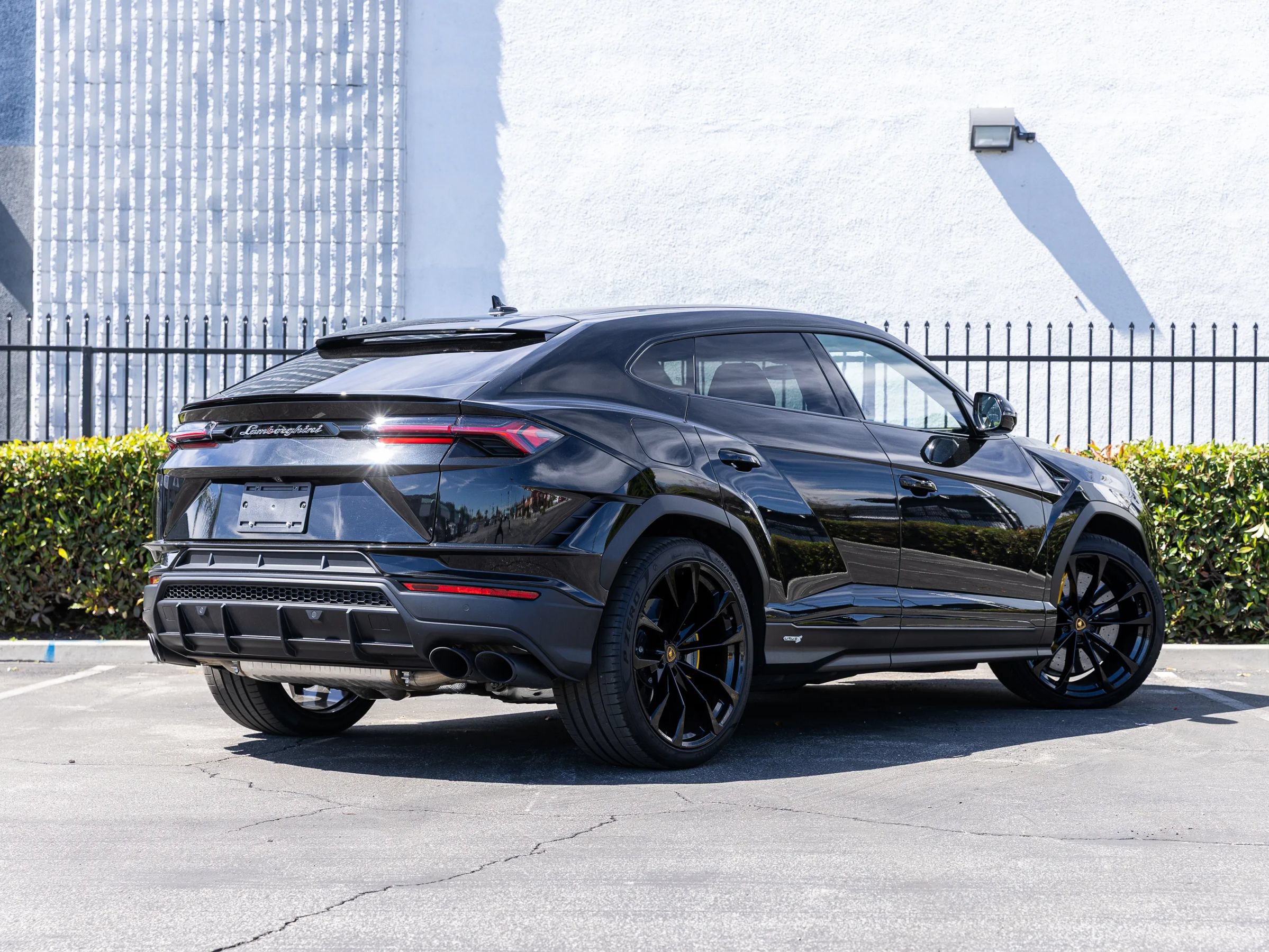 Used 2024 Lamborghini Urus S image 9