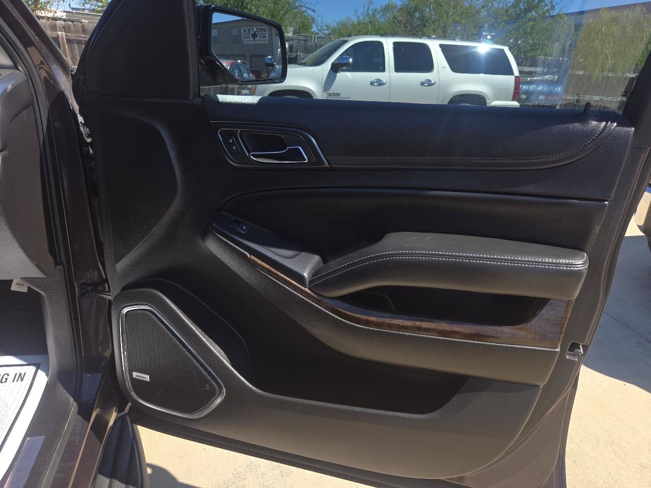 Used 2015 Chevrolet Tahoe LT RWD image 21