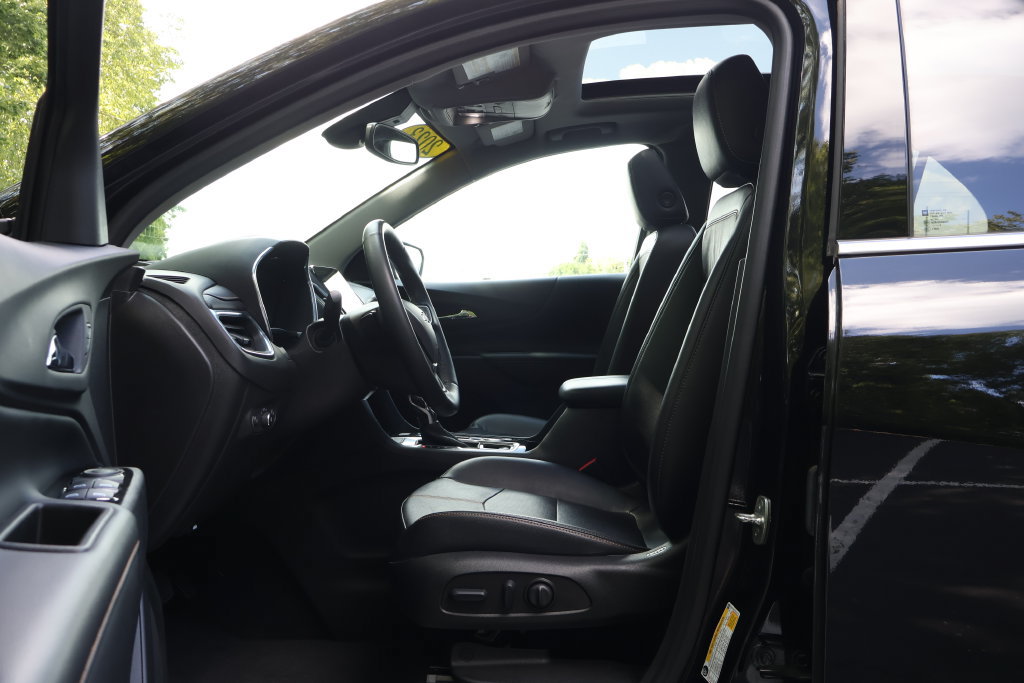 Certified 2023 Chevrolet Equinox Premier AWD/4WD image 36