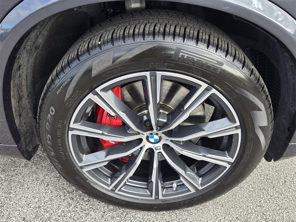 Used 2022 BMW X5 xDrive40i w/ M Sport Package image 17