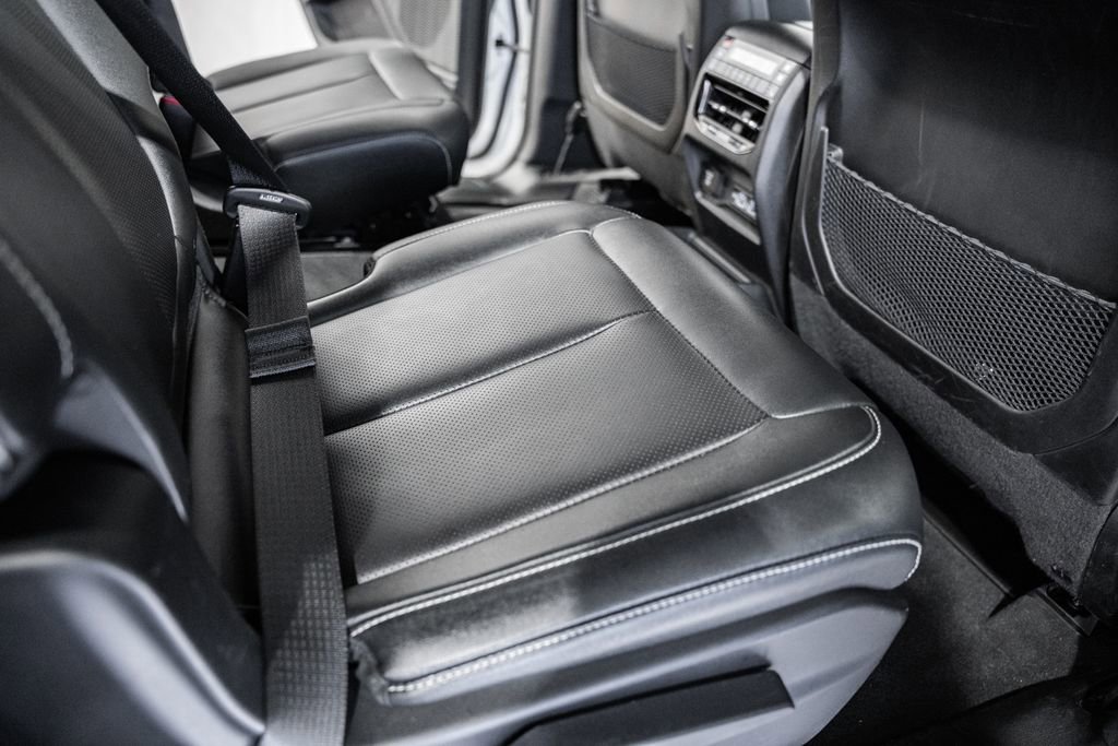 Certified 2024 Jeep Grand Cherokee L Limited w/ Luxury Tech Group II image 35