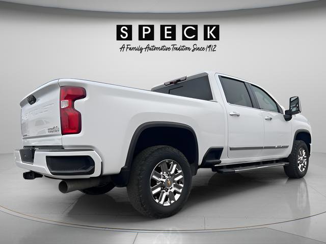 Used 2024 Chevrolet Silverado 3500 High Country w/ High Country Premium Package AWD/4WD image 6