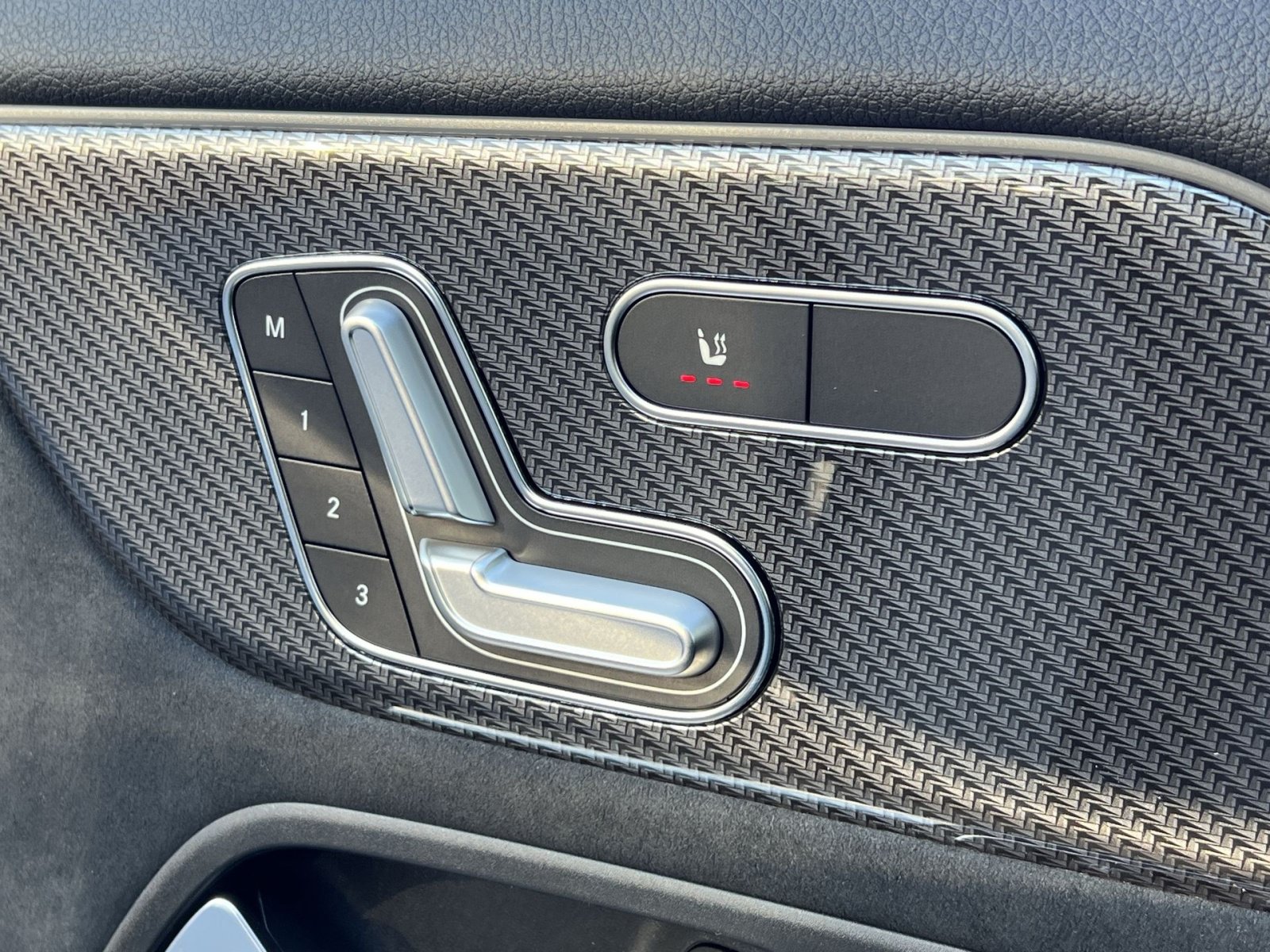 New 2026 Mercedes-Benz GLA 35 AMG 4MATIC image 38